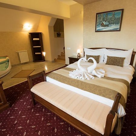 Edelweiss Poiana Hotels Poiana Brasov Ngoại thất bức ảnh