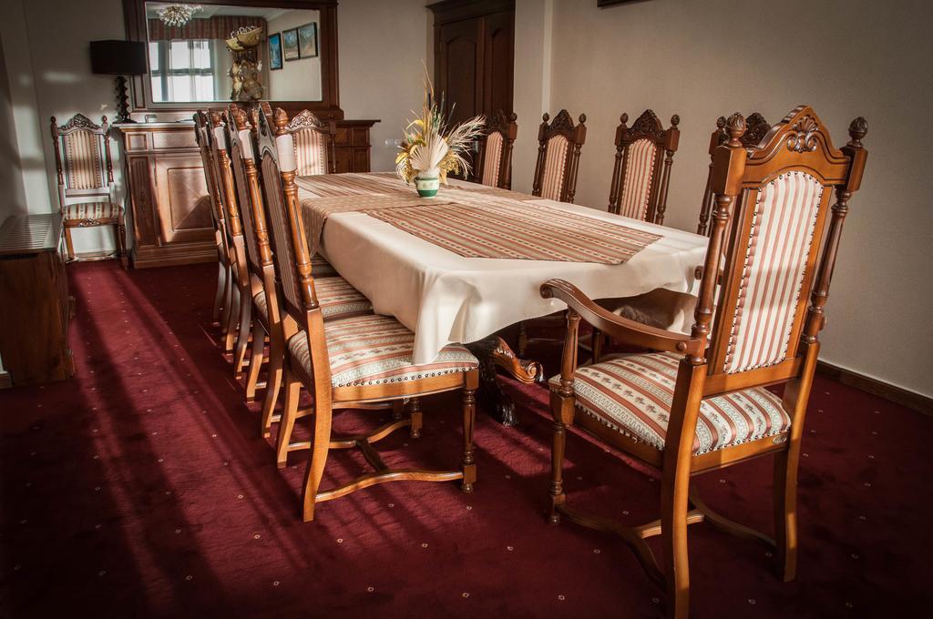 Edelweiss Poiana Hotels Poiana Brasov Ngoại thất bức ảnh
