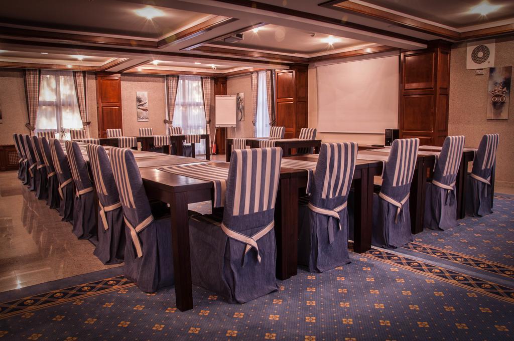 Edelweiss Poiana Hotels Poiana Brasov Ngoại thất bức ảnh