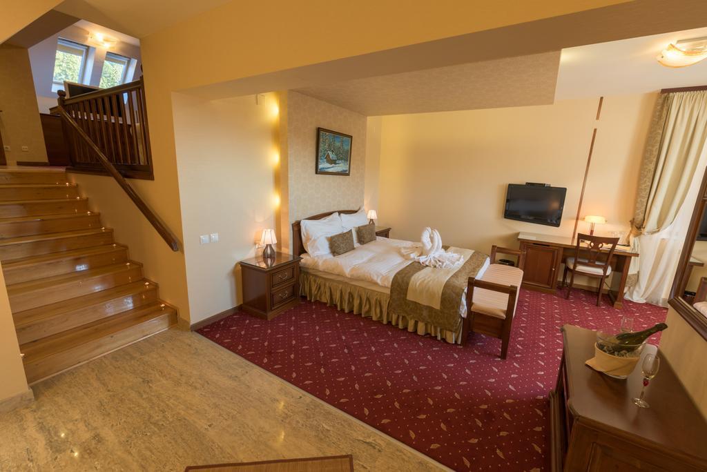 Edelweiss Poiana Hotels Poiana Brasov Ngoại thất bức ảnh