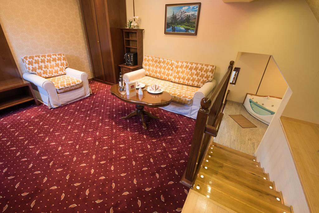 Edelweiss Poiana Hotels Poiana Brasov Ngoại thất bức ảnh