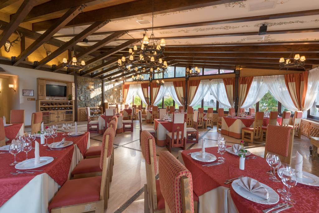 Edelweiss Poiana Hotels Poiana Brasov Ngoại thất bức ảnh