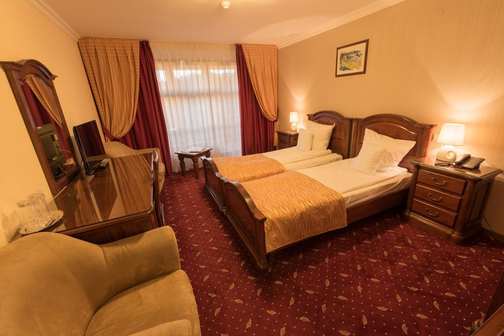 Edelweiss Poiana Hotels Poiana Brasov Ngoại thất bức ảnh