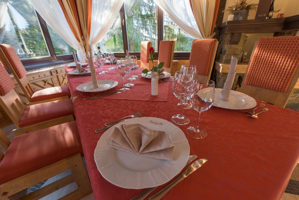 Edelweiss Poiana Hotels Poiana Brasov Ngoại thất bức ảnh